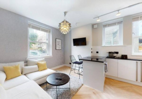 Modern 2 bedroom flat in Hampstead Heath
